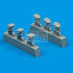 qbt48016.jpg