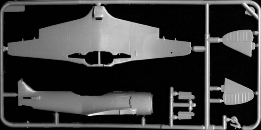 nov_f404_parts2.jpg