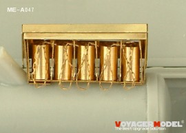 1323n_me-a047.jpg